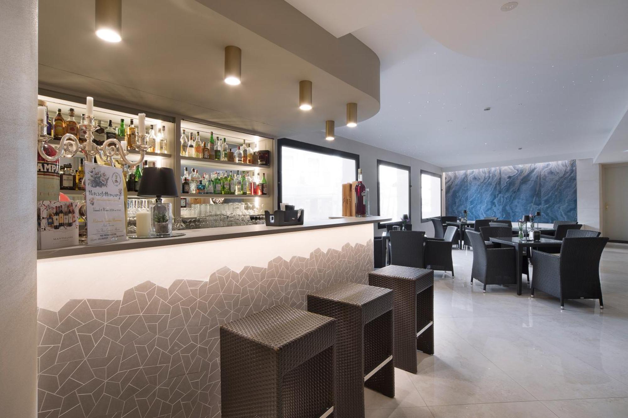 אלסיו Hotel Ristorante Toscana מראה חיצוני תמונה