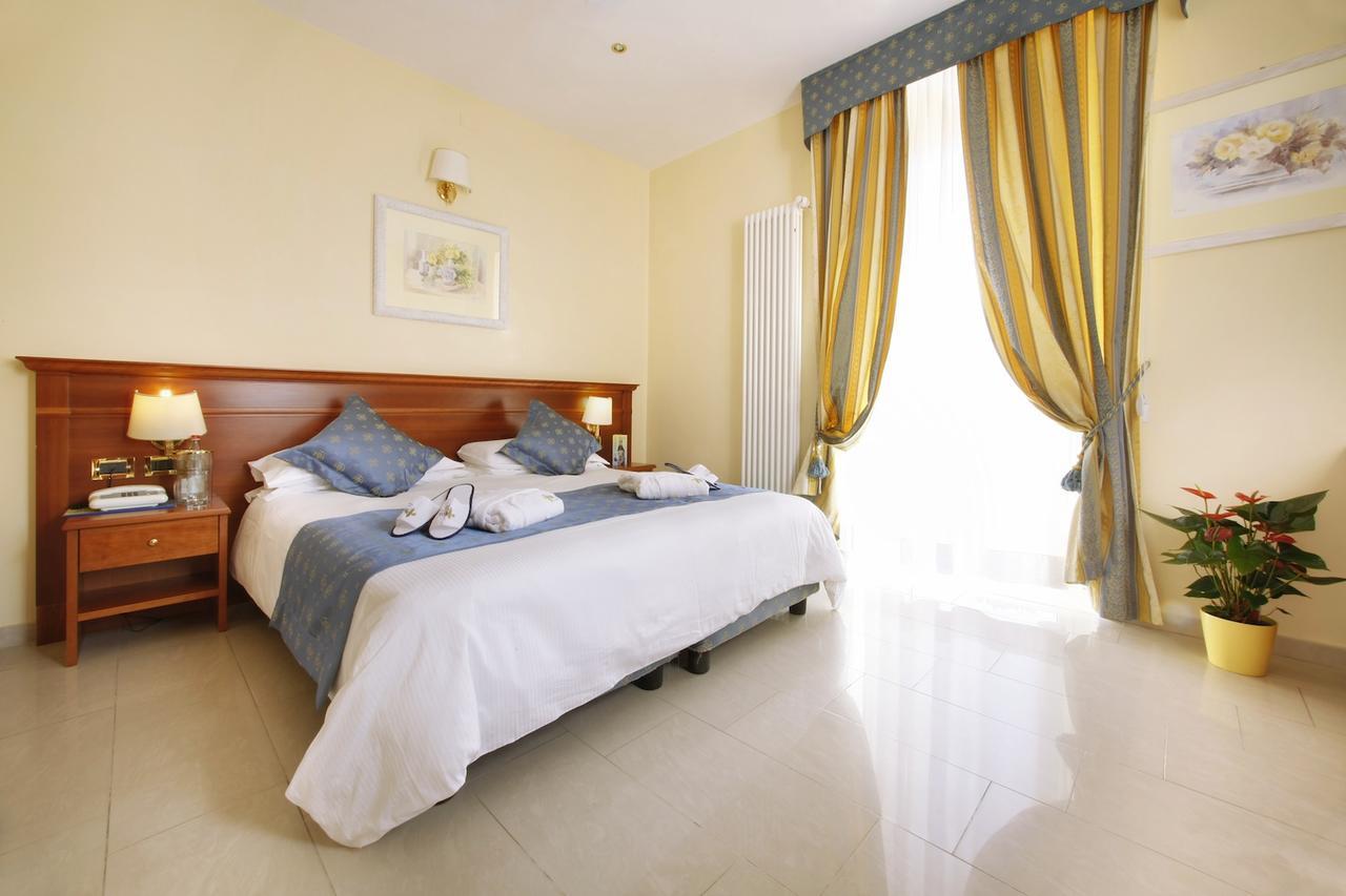 אלסיו Hotel Ristorante Toscana מראה חיצוני תמונה